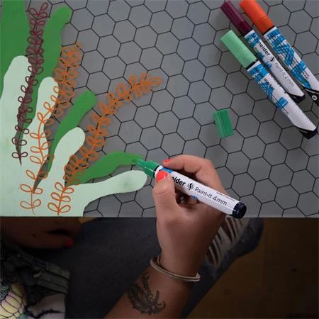 Akril marker, 4 mm, SCHNEIDER Paint-It 320, barna