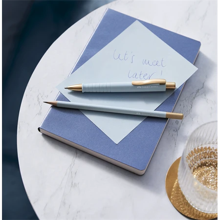 Ceruza FABER Polly Ball Urban speciális soft-touch bevonatú háromszög alakú test, égkék 1db grafit ceruza