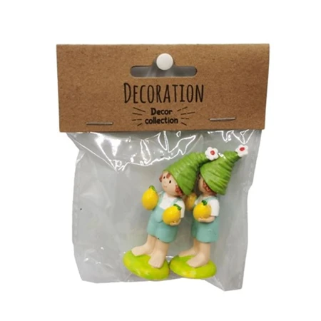 Dekoráció gyerek, fiú-lány sapkában, citrommal álló poly 2,3x2,2x6,5 cm zöld-sárga 2db/csomag