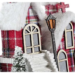 Dekoráció házikó madárral, fenyővel LED-es poly 27x18x31cm