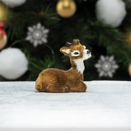 Dekoráció őzike ülő, fekvő 6cm barna