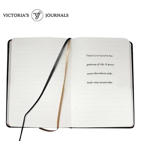 Emlékkönyv Victoria`s Journals, 14x20cm vonalas, fekete, 120 lap