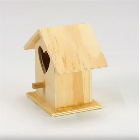 Fa madáretető házikó szív kivágással 9x5,5x8cm