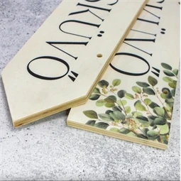 Fa tábla nyomtatott, Esküvői, nyíl, 30cm