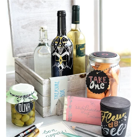 Folyékony krétamarker készlet, karácsonyi 4db/csomag UNI PWE-5M 1,8-2,5mm hegy fehér, fekete, arany, ezüst