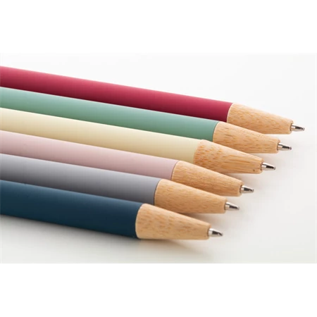 Golyóstoll újrahasznosított alumínium, gumírozott felülettel, bambusz nyomógombos, ezüst klipsz, burgundi vörös 11x138mm