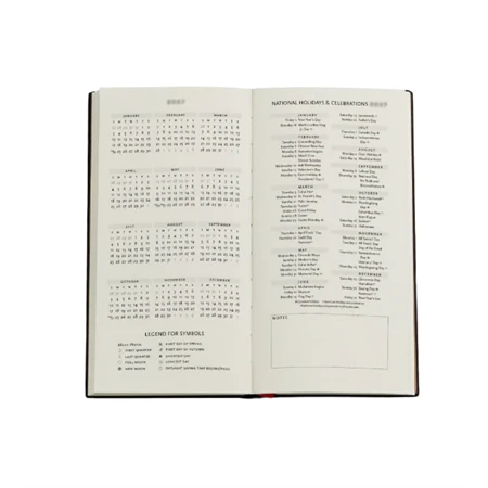 Határidőnapló 2027 Paper Blanks slim heti keményfedeles gumis Lotus River