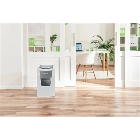 Iratmegsemmisítő, konfetti, 150 lap, LEITZ IQ AutoFeed Office 150 P4 Pro, biztonsági fokozat: P-4, 44 lieres tartály