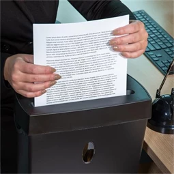 Iratmegsemmisítő, konfetti, 6 lap, SENCOR SSK361, biztonsági fokozat: DIN P-4, 11 lieres tartály