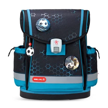 Iskolatáska ergonómikus BELMIL Classy Plus Kick the Ball foci 37x32x19 cm mágneszárral