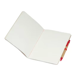 Jegyzetfüzet A/5 újrahasznosított karton fedőlap + toll, piros gumis 120 oldalas sima lapok, 14 x 21,1 x 0,6 cm