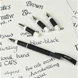 Kalligrafikus szett, SIN, 4db vágott tollhegy, 3db tinta, tollszárral