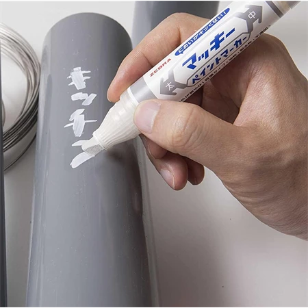 Lakkfilc ZEBRA fehér 8 mm - 2 mm kerek kétvégű heggyel, Mckie Paint Marker Bold  White