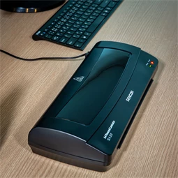 Laminálógép A/4 150-250 mikron SENCOR SLA-201 Hideg és meleg lamináláshoz egyaránt