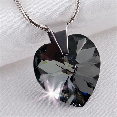 Nyaklánc, Crystals from SWAROVSKI® kristályos szív alakú medállal, black diamond