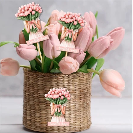 Nyomtatott dekorkarton 2mm vastag 7x5cm, Tulipános lány 3db/csomag