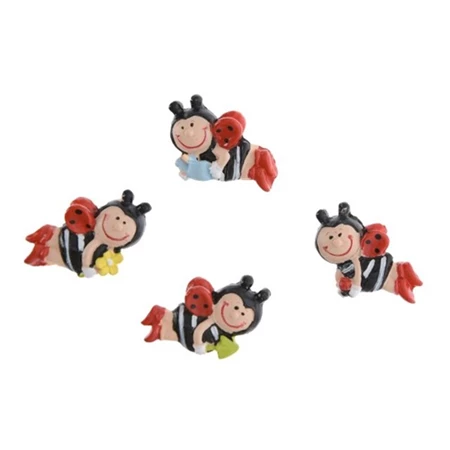 Öntapadó figura katica poly 3,4x2,1x0,7cm 12db/csomag piros-fekete