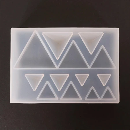 Öntőforma szilikon átlátszó Háromszögek 6,4x9x22cm 1db