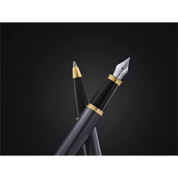 PARKER IM Royal töltőtoll szürke fém test, arany szinű klipsz