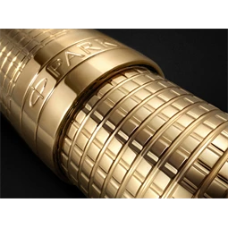 PARKER SONNET ROYAL SPECIAL CISELÉ golyóstoll arany szinű test, arany klipsz