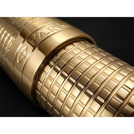 PARKER SONNET ROYAL SPECIAL CISELÉ golyóstoll arany szinű test, arany klipsz