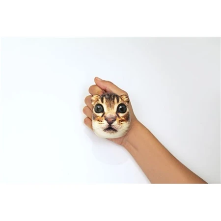 Stresszlabda, macskás