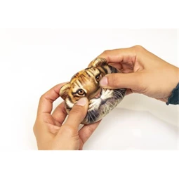 Stresszlabda, macskás