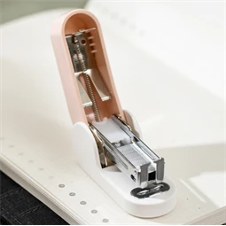 Tűzőgép MINI 24/6, 26/6 - 15 lap, kék