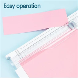 Vágógép görgős, A4 DELI 5 lap, fehér