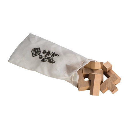 Fa 3D puzzle kocka játék egy zsinórral összeköthető pamut tasakban 4,5 x 4,5 x 4,5 cm
